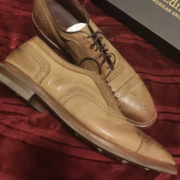 Allen Edmonds Brown Leather Oxfords - Picture 3 of 16